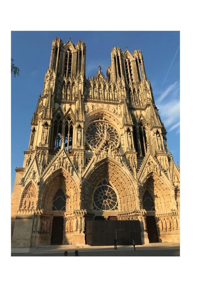 Suite Clovis 2 Reims Dış mekan fotoğraf