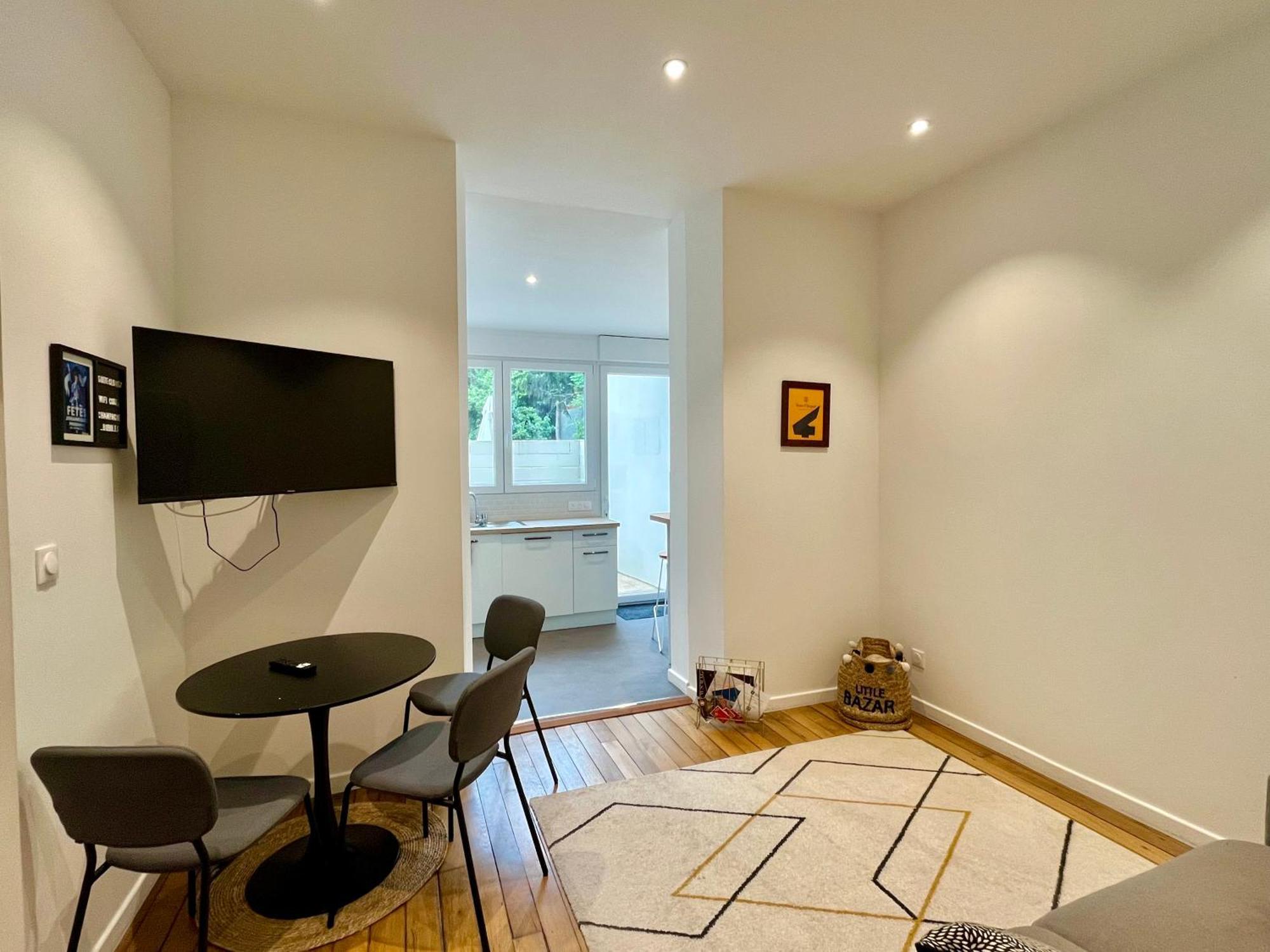 Suite Clovis 2 Reims Dış mekan fotoğraf